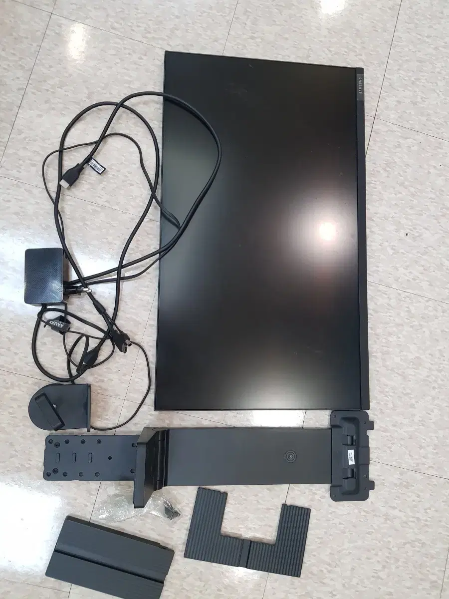 삼성 스페이스 모니터 27인치 QHD 144hz LS27R750QEKXK